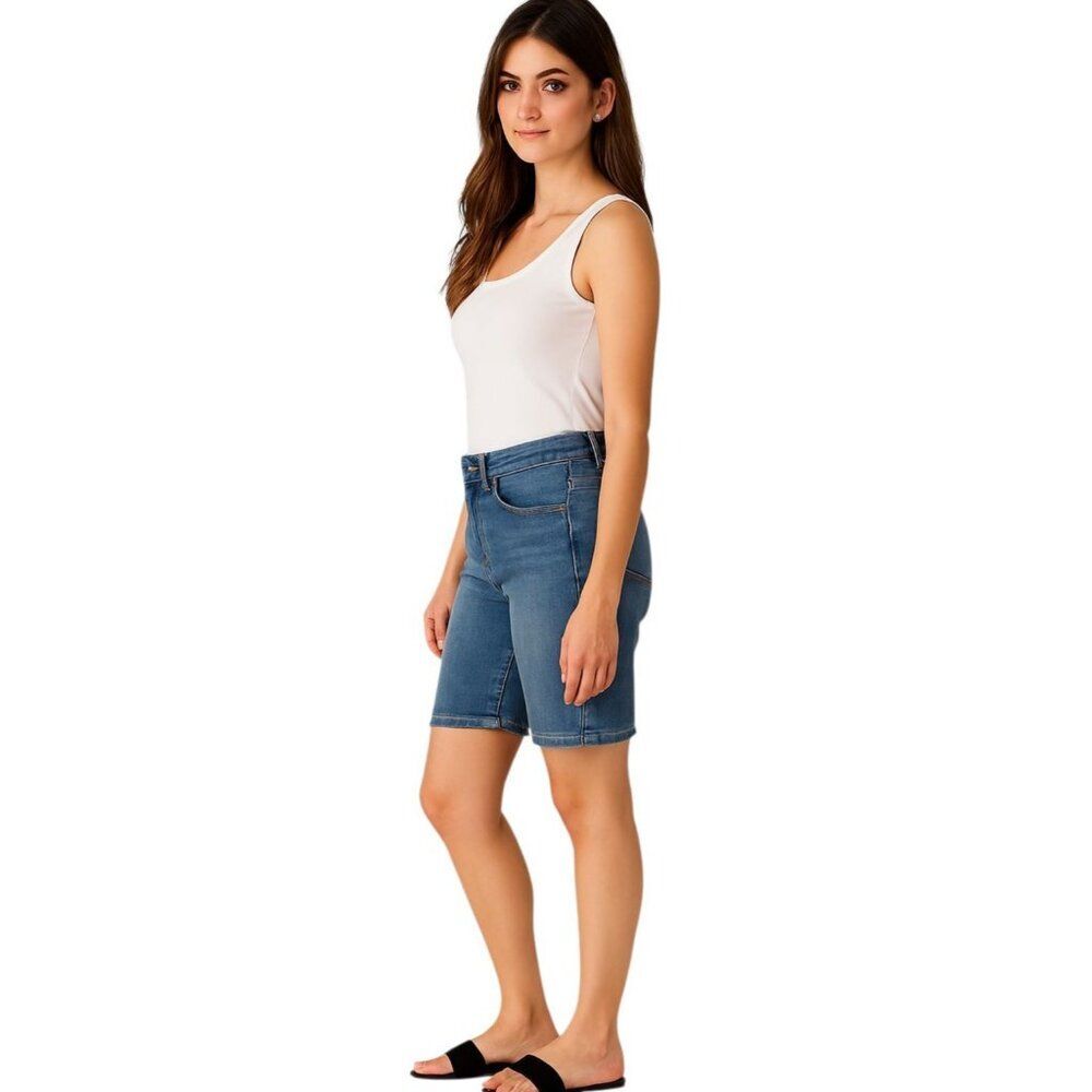 Riders by Lee Jean Long Shorts Midrise Blue Wash WOMAN'S WOMEN'S Size 6